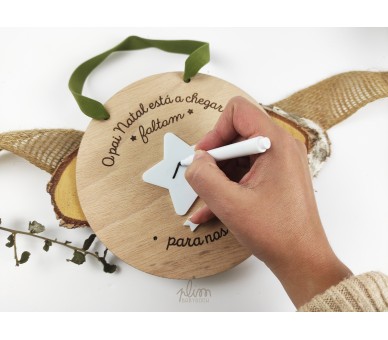 Placa de madeira - 18*18cm - rena - o meu primeiro natal